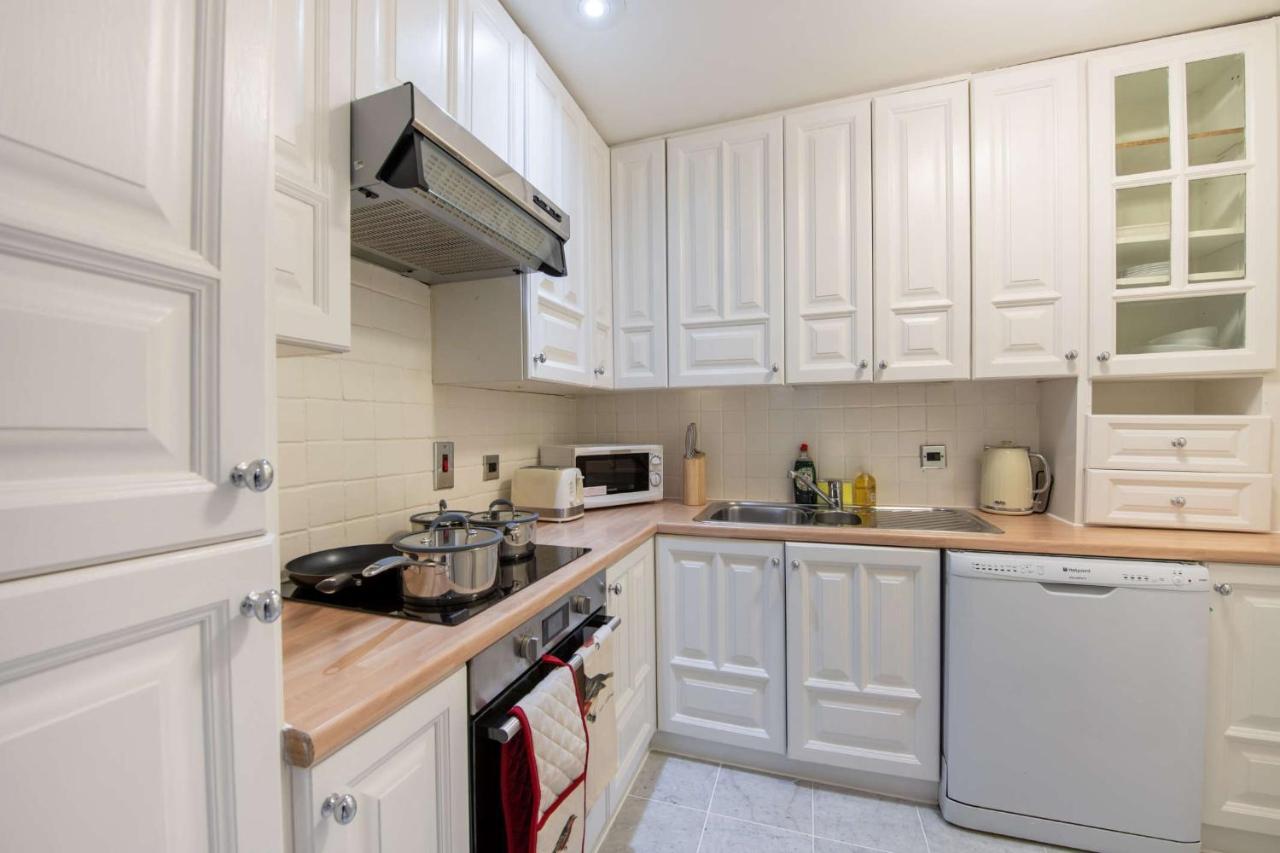 לונדון Somerset Court Kensington Apartments מראה חיצוני תמונה