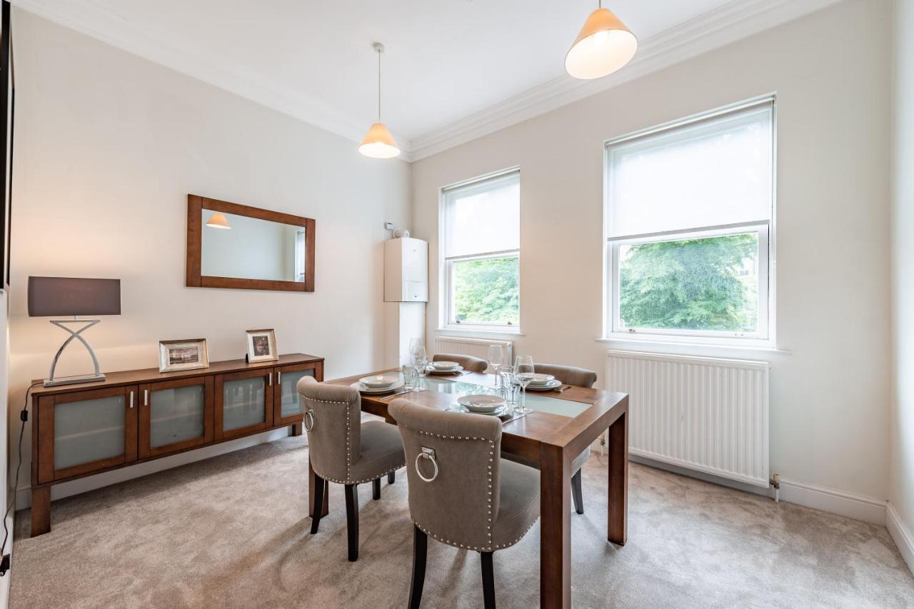 לונדון Somerset Court Kensington Apartments מראה חיצוני תמונה