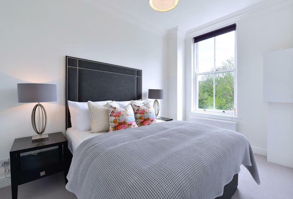 לונדון Somerset Court Kensington Apartments מראה חיצוני תמונה