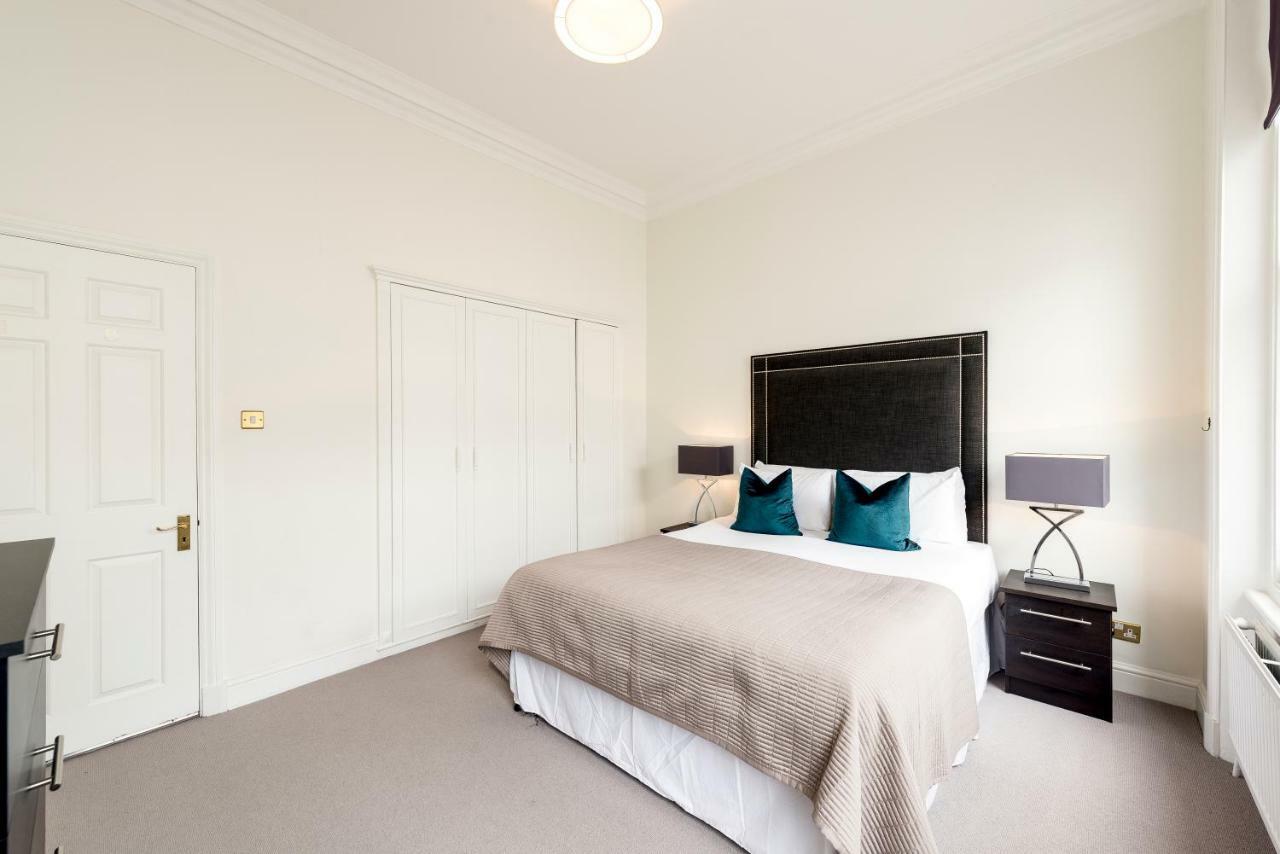 לונדון Somerset Court Kensington Apartments מראה חיצוני תמונה